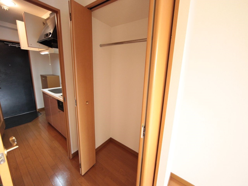 収納　クローゼット（収納充実してます）