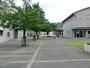 小学校　伊勢原市立石田小学校（小学校）まで614m