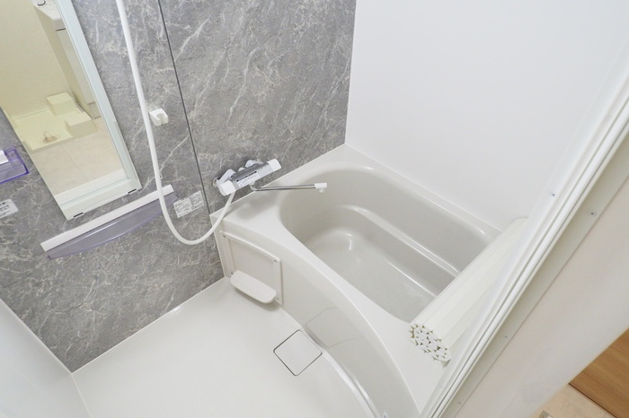 バス・シャワールーム　ゆったり過ごせるお風呂です