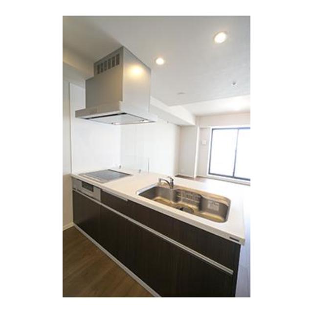 キッチン　※写真は同タイプ住戸です。