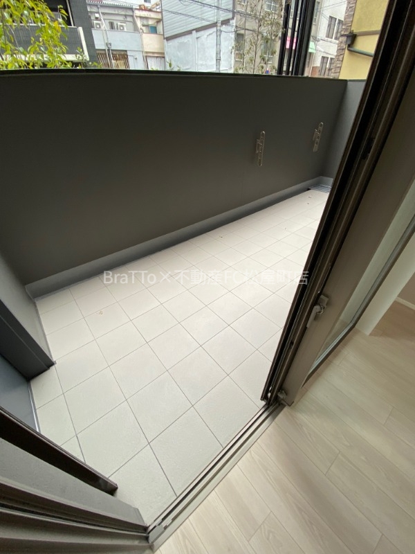 バルコニー　バルコニー