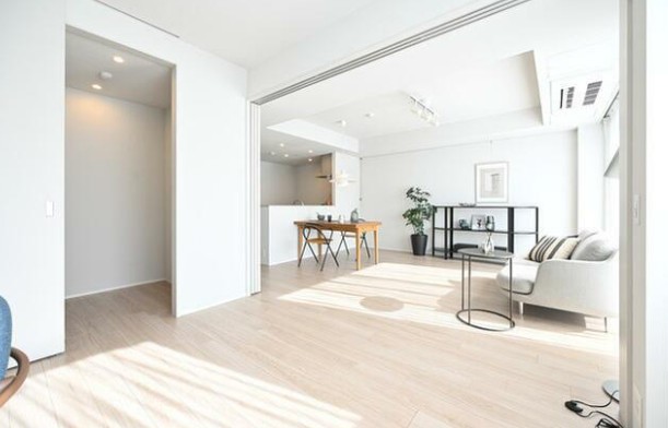 居室・リビング　※家具・家電は見本です