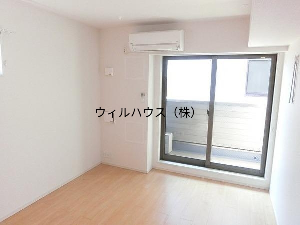 その他部屋・スペース　明るい洋室！