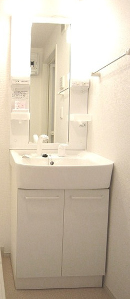 洗面設備　人気の独立洗面台♪