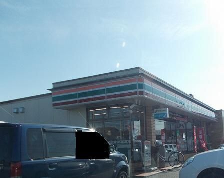 コンビニ　セブンイレブン田沼店（コンビニ）まで600m