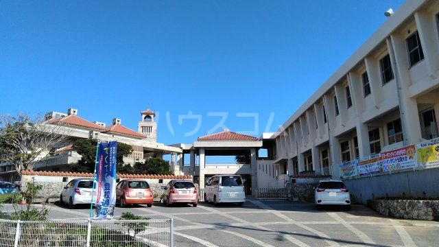 中学校　うるま市立具志川中学校（中学校）まで247m