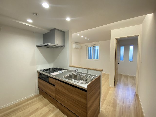 キッチン　人気の対面式キッチン！