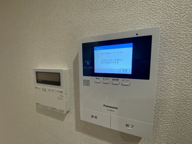 セキュリティ　防犯対策に有効なカメラ付きインターホン！突然の来客やお子様の