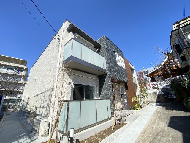 建物外観　積水ハウス施工の賃貸住宅シャーメゾン♪