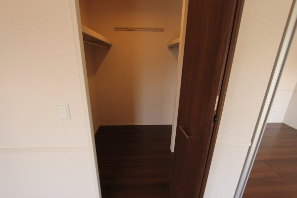 収納　ウォークインクロゼットでたっぷり収納♪