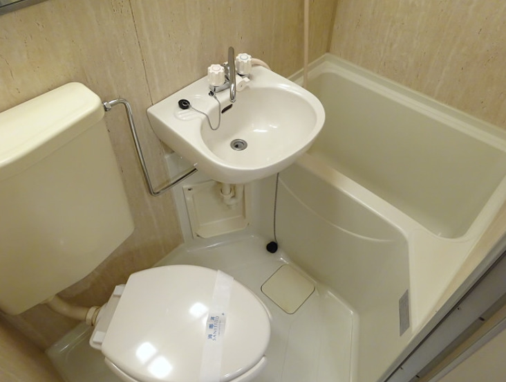 トイレ　清潔感のあるトイレです