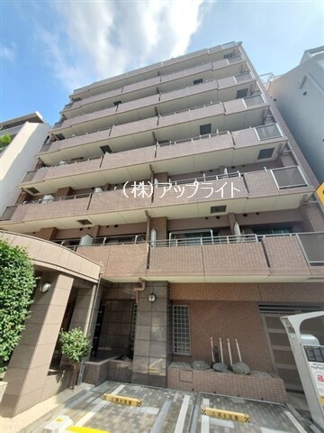 建物外観　アクロス新宿