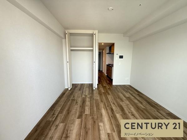 居室・リビング　★広々洋室★