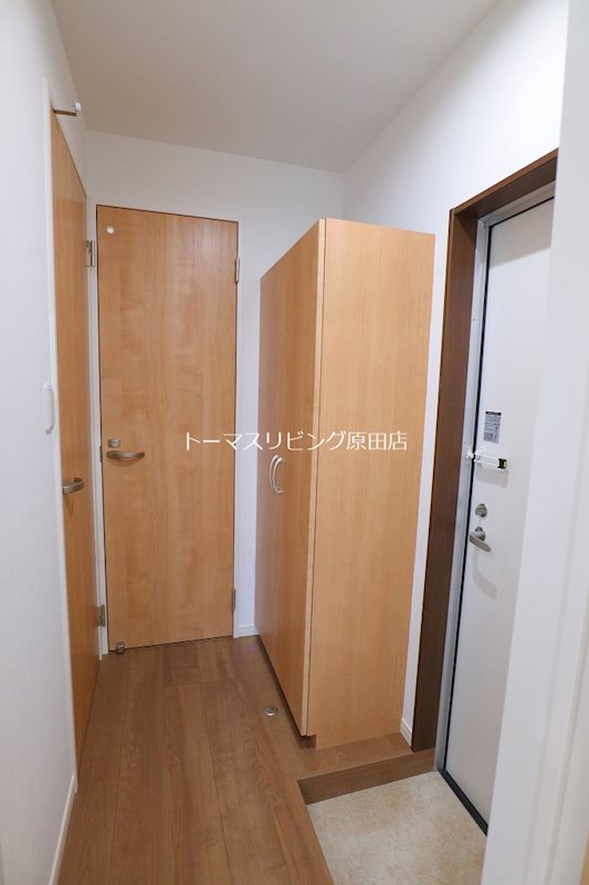 玄関　101号室写真