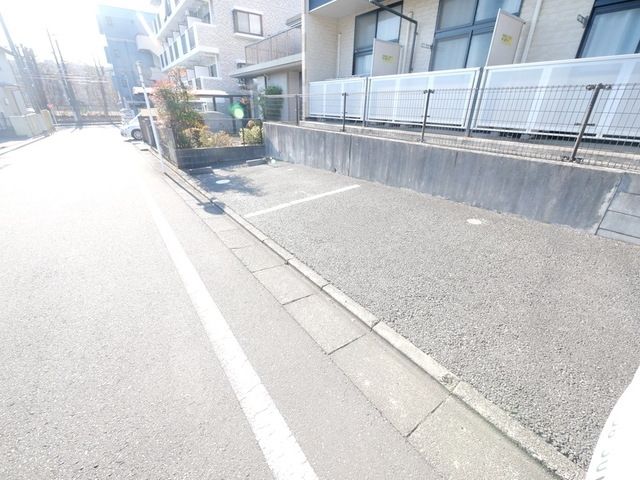 駐車場　★駐車場です★
