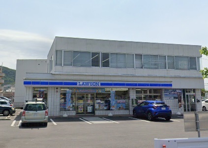 コンビニ　ローソン徳島中吉野町店（コンビニ）まで411m