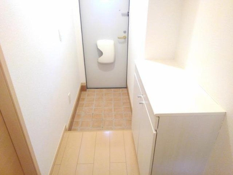 玄関　図面と現状に相違がある場合には現状を優先