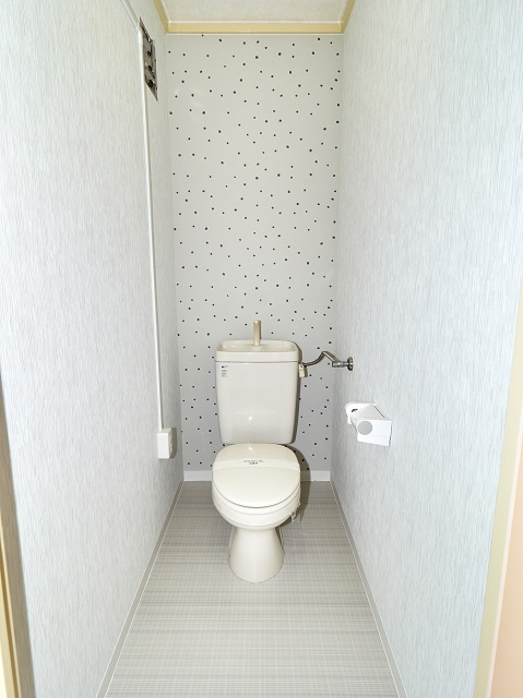 トイレ　落ち着いたトイレです