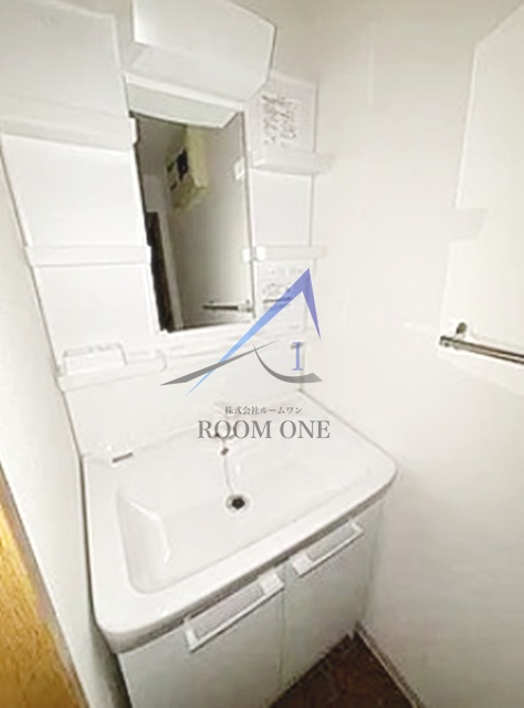 洗面設備　洗面台です。