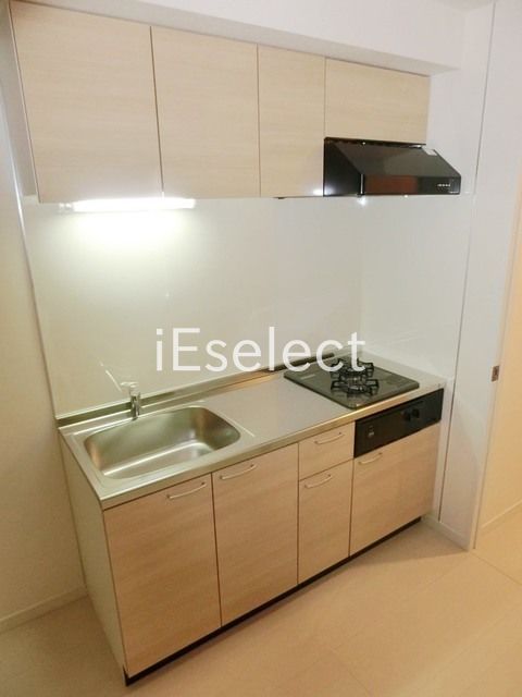 キッチン　2口コンロ付きのシステムキッチンです。