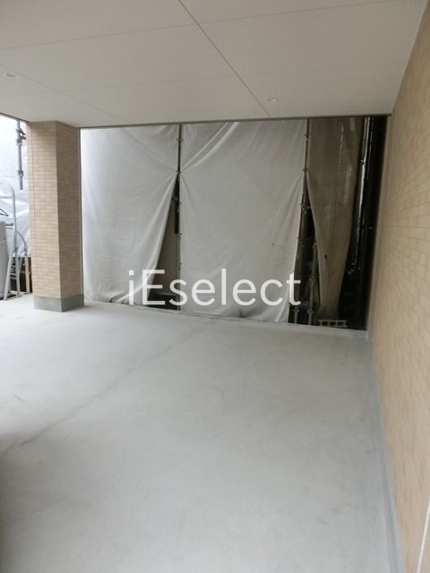 駐車場　敷地内駐車場ございます。※空き要確認