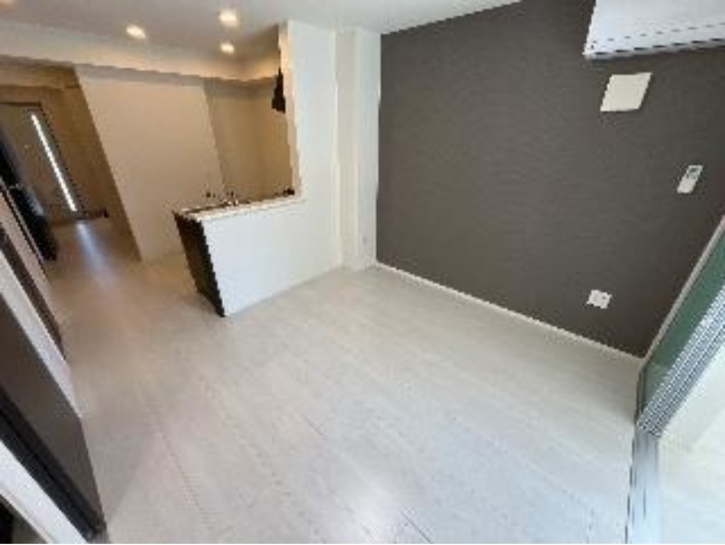 居室・リビング　図面と現状に相違がある場合には現状を優先