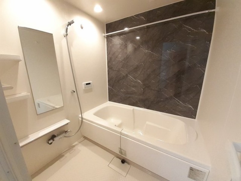 バス・シャワールーム　図面と現状に相違がある場合には現状を優先