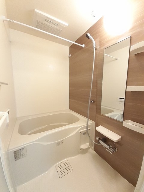 バス・シャワールーム　バス