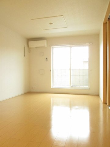 居室・リビング　ゆったり過ごせるリビングです