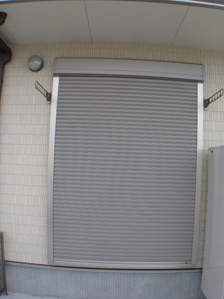 その他設備　１階シャッター付
