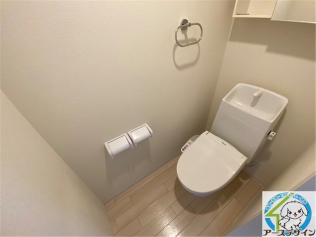 トイレ　パース写真