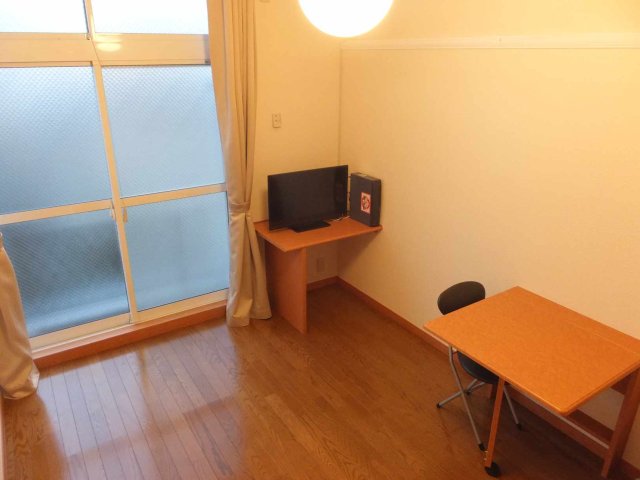 居室・リビング　1F