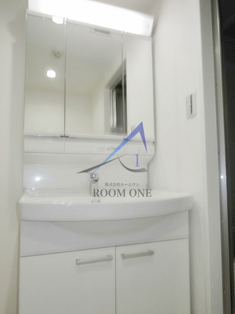 洗面設備　洗面台です。