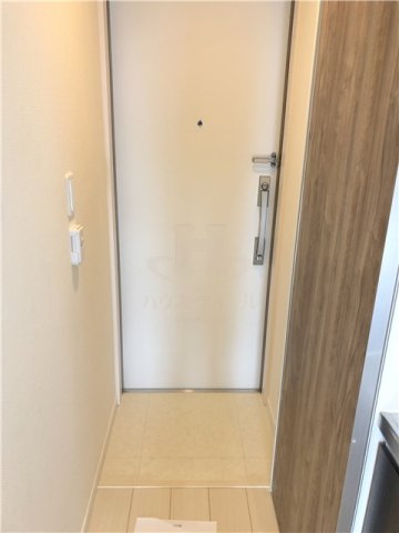 玄関　収納もある玄関です