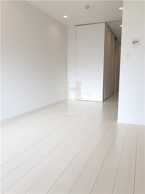 居室・リビング　リビングです　以下別号室参考写真です