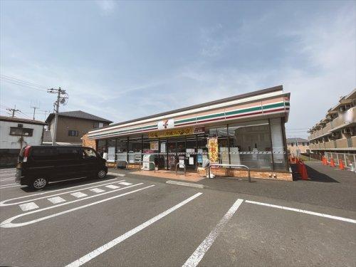 コンビニ　セブンイレブン 志木柏町4丁目店（コンビニ）まで686m