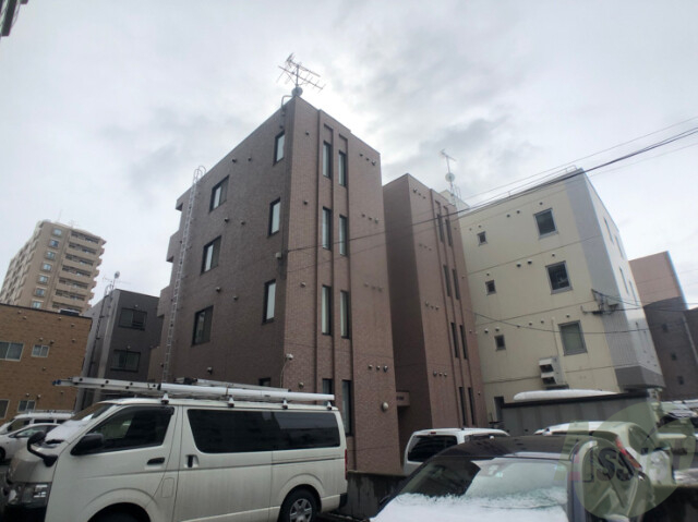 建物外観　札幌市東区北１６条東「コムフォート北１６条」
