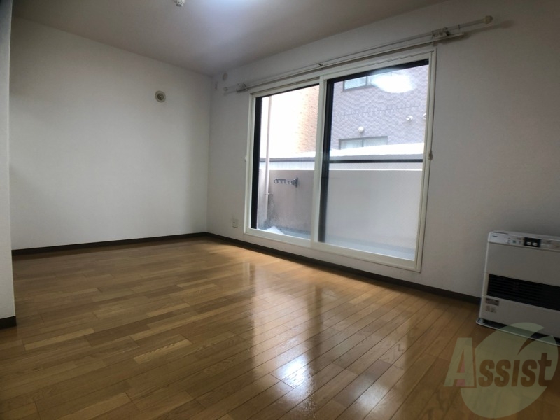 居室・リビング　広くてキレイなお部屋が広がっていて、充実した生活が送れそう。