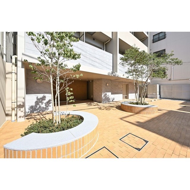 エントランス　２０２３年２月撮影