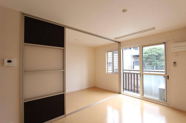 居室・リビング　同仕様