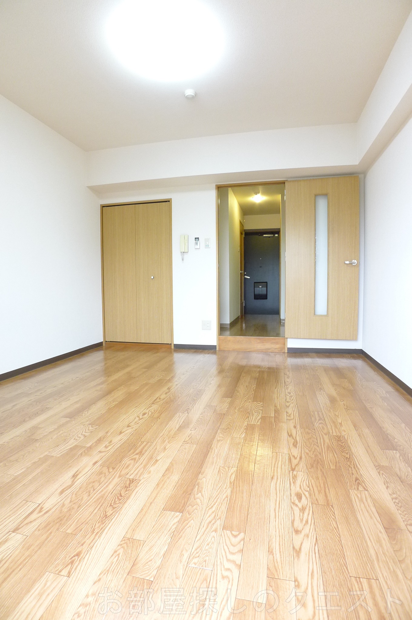 居室・リビング　（写真は同タイプ）