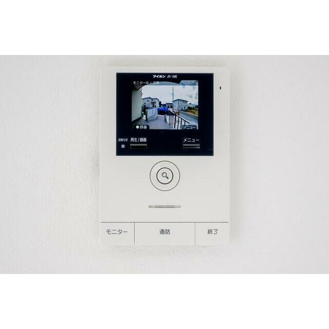 セキュリティ　モニター付きインターホン、セコムの警備も利用でき安心安全