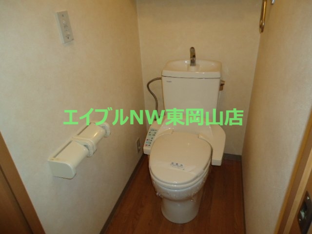 トイレ　シャワー付トイレ