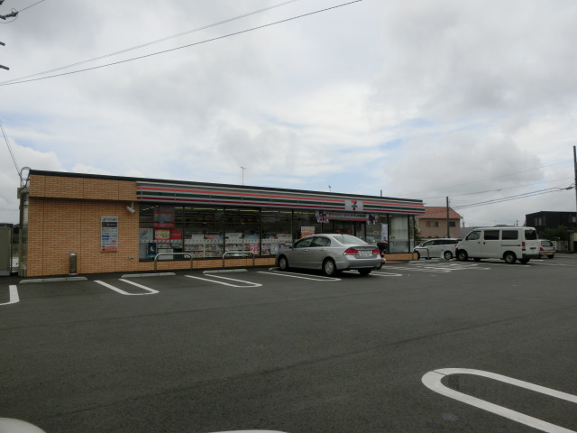 コンビニ　セブンイレブン浜松有玉南店（コンビニ）まで806m