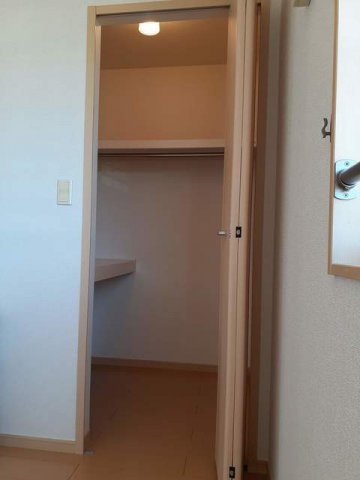 収納　たっぷりとした収納スペースです