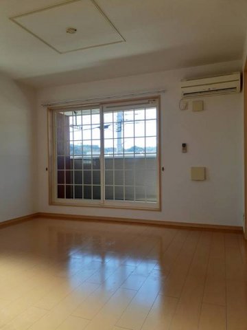 居室・リビング　居間です