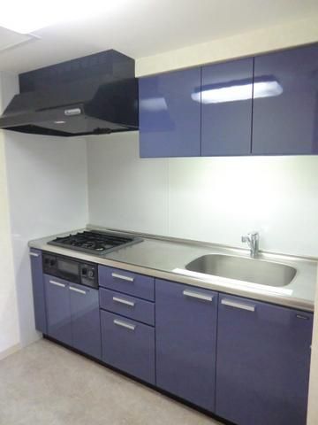 キッチン　キッチン4帖　グリル付３口システムガスキッチン