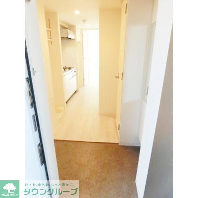 玄関　※写真は同タイプ住戸です。