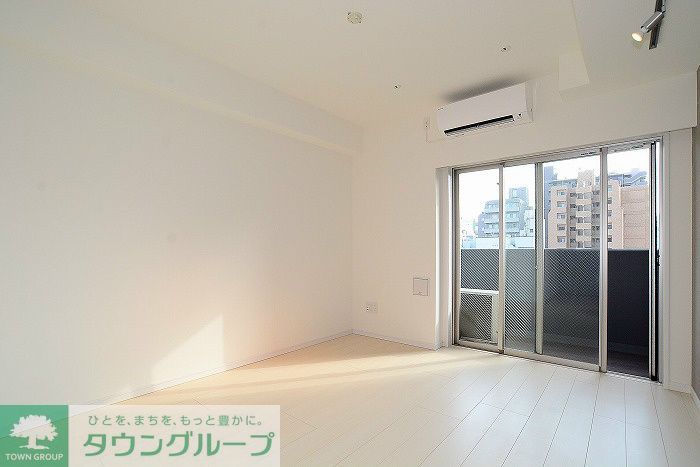 居室・リビング　カラータイプ異なります。