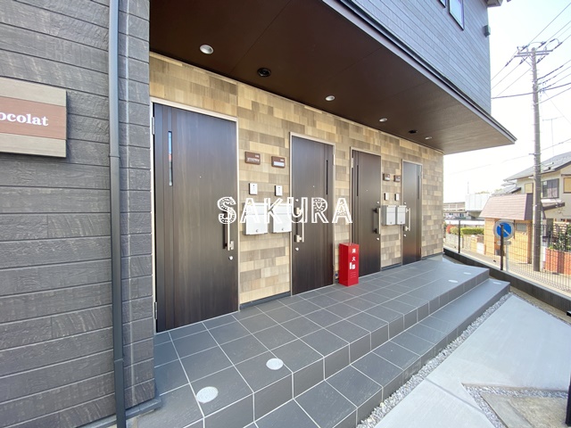 エントランス　管理の行き届いたエントランスです♪